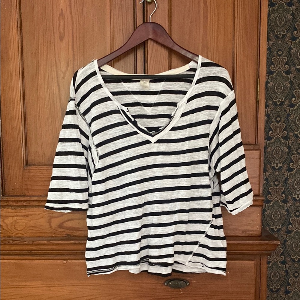 We The Free Black and White 3/4 Sleeve Relaxed Tee Cotton-Linen Blend
